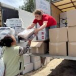 Постільні комплекти, гігієнічні набори, грошові виплати: як допомагає Червоний Хрест на Херсонщині (фото)