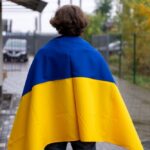 Виїхати з окупації: як держава допомагає молоді і про які страхи треба забути