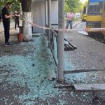 Тіло жінки під завалами, серед поранених дитина: удари по автовокзалу, зупинці, пошті, енергетиці: нічна повітряна атака 8 червня – все, що відомо (фото)