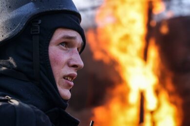 Є поранені, масштабні пожежі і руйнування: масована нічна повітряна атака 18 червня – все, що відомо (фото)