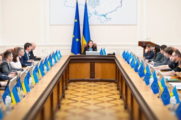 Буде підвищення зарплат, прожиткового мінімуму і ВВП у 2027 році – Уряд ухвалив Бюджетну декларацію, яка передбачає покращення безпекової ситуації