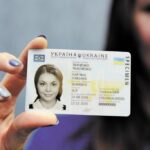 Безкоштовна заміна паспорта на ID-картку у Дніпрі – таку допомогу пропонують благодійники. Розповідаємо про це.
