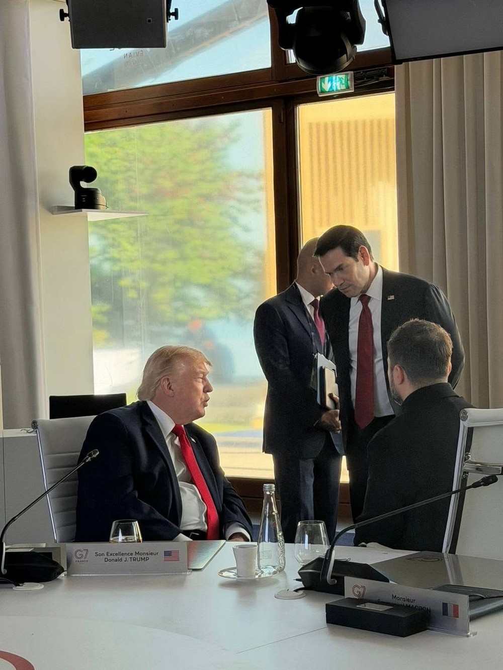 Зеленський на саміті G7 і Трамп там: що відбувається 16 червня (фото, відео)