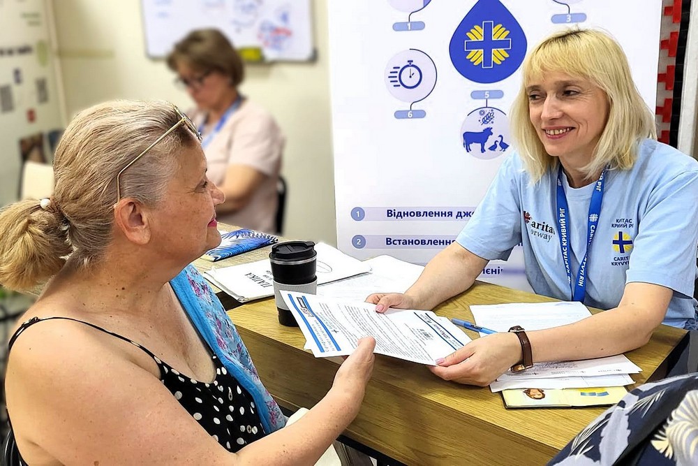Ваучери на гігієнічні товари в АТБ у двох містах на Дніпропетровщині: триває реєстрація