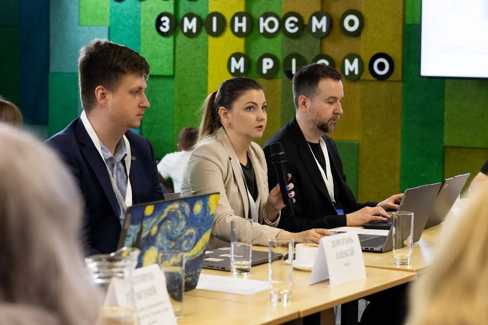 Можливе завершення тимчасового захисту для українців в ЄС: відбулося публічне обговорення  Плану дій на 2026–2027 роки