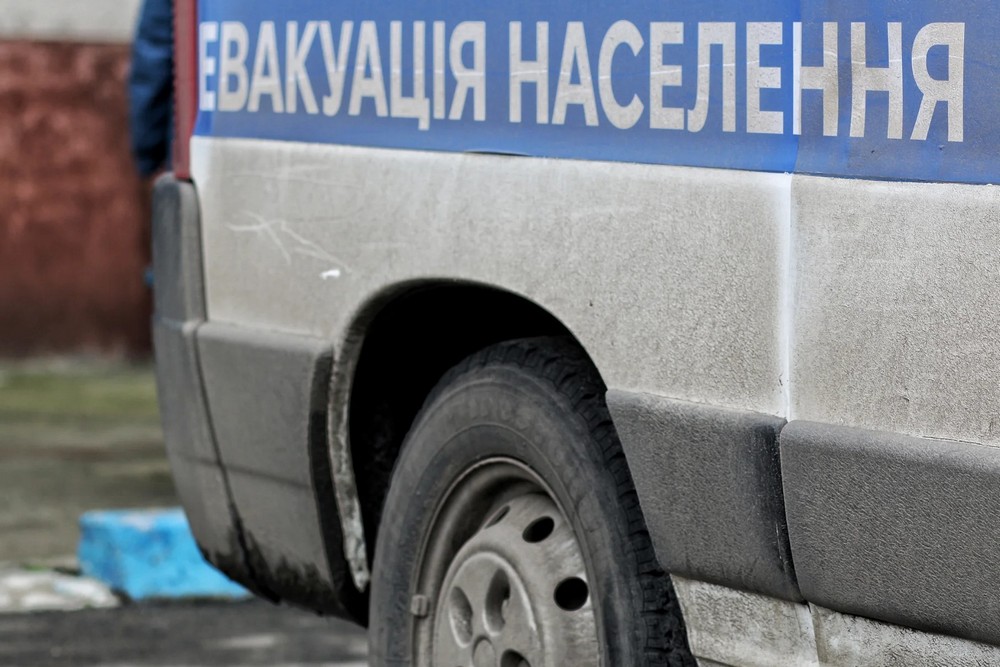 Батьки відмовляються від евакуації: на Херсонщині трьох дітей намагаються забрати через суд 1 Батьки відмовляються від евакуації: на Херсонщині трьох дітей намагаються забрати через суд