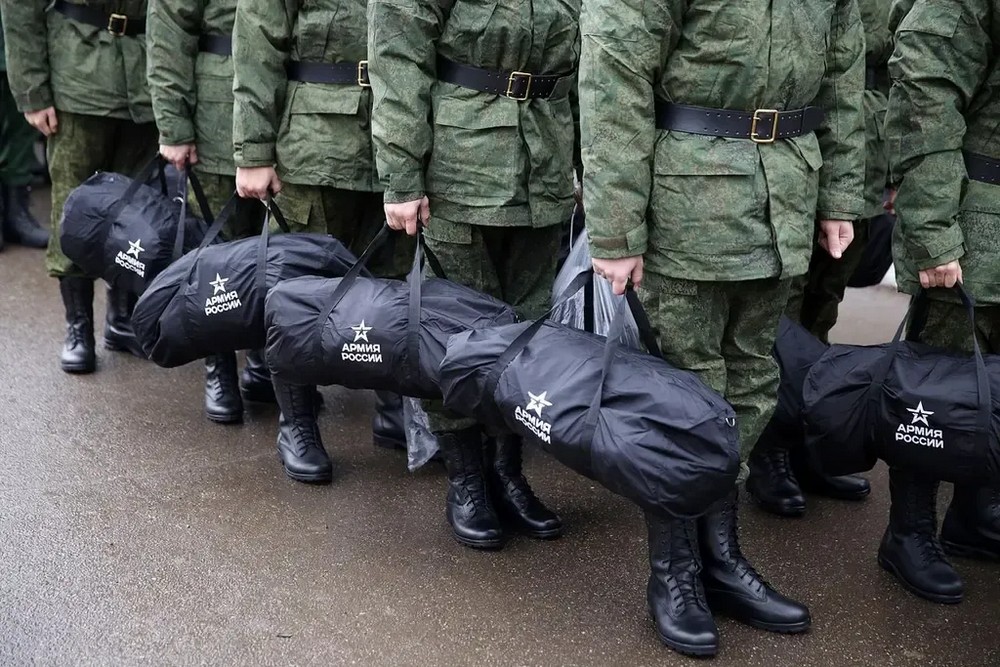 "Мобілізація не поверне бензин на заправки в РФ, краще вірішуйте питання з Путіним" – в РНБО України дали пораду росіянам 1 Мобілізація не поверне бензин на заправки в РФ, краще вірішуйте питання з Путіним – в РНБО України дали пораду росіянам