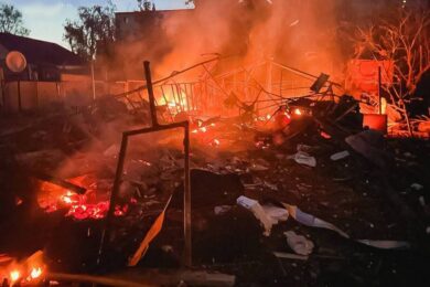 Є загиблі і поранені, удари по храму, бізнес-центру, пожежно-рятувальному автомобілю та енергетиці: нічна повітряна атака 9 червня – все, що відомо (фото, відео)