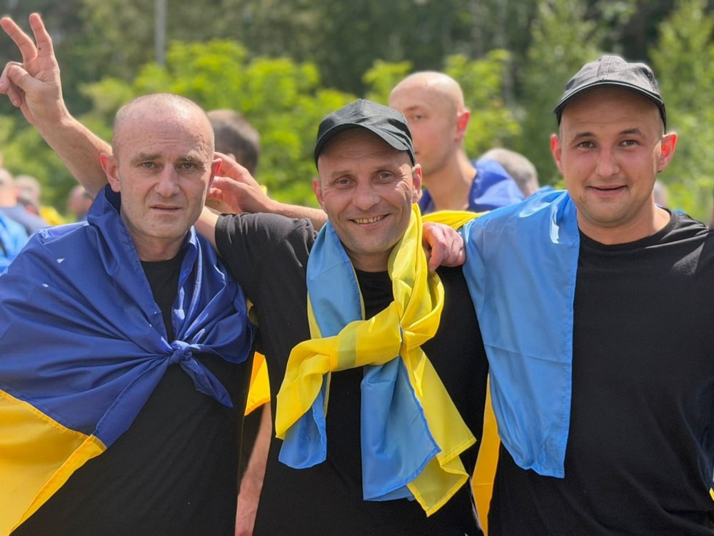 Обмін полоненими 5 червня - ще 186 українців повернулися додому (фото)