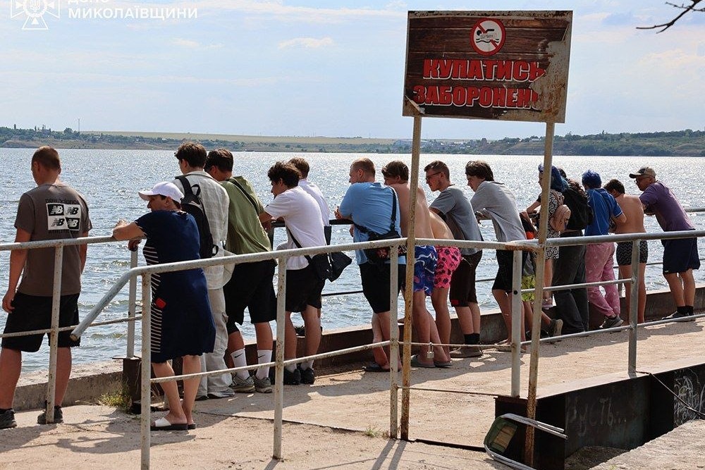 Потонули бабуся і онучка, 17-річний підліток і молодий чоловік: трагедії на водоймах України