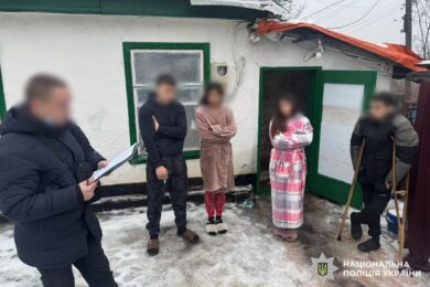 Обіцяли оформлення компенсацій родинам полеглих і зниклих безвісти військових: шахрайки на Кіровоградщині робили «бізнес» на чужому горі (фото)