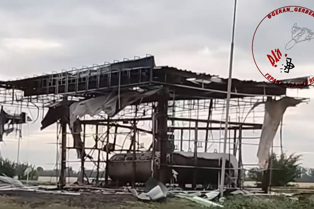 Ворог вирішив знищити всі АЗС у прифронтових регіонах: ситуацію прокоментував військовий 1 Ворог вирішив знищити всі АЗС у прифронтових регіонах