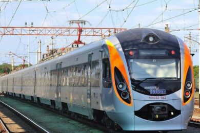 Вперше на Інтерсіті з Дніпра до Одеси: УЗ запускає нові потяги та збільшує кількість рейсів між чотирма містами – деталі