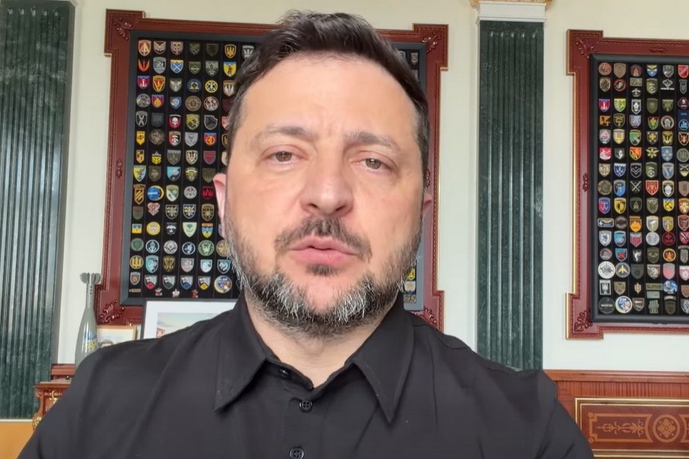 Збільшити виплати в армії і спростити переведення, залучити більше іноземних добровольців – три обіцянки Зеленського 12 червня