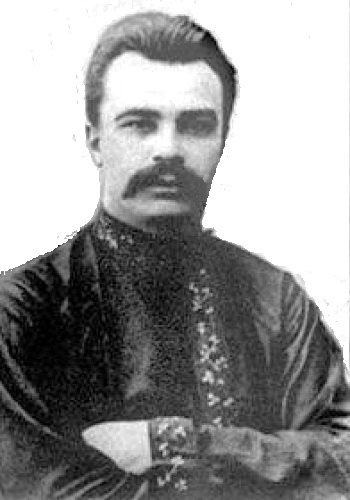 Володимир Винниченко у вишиванці