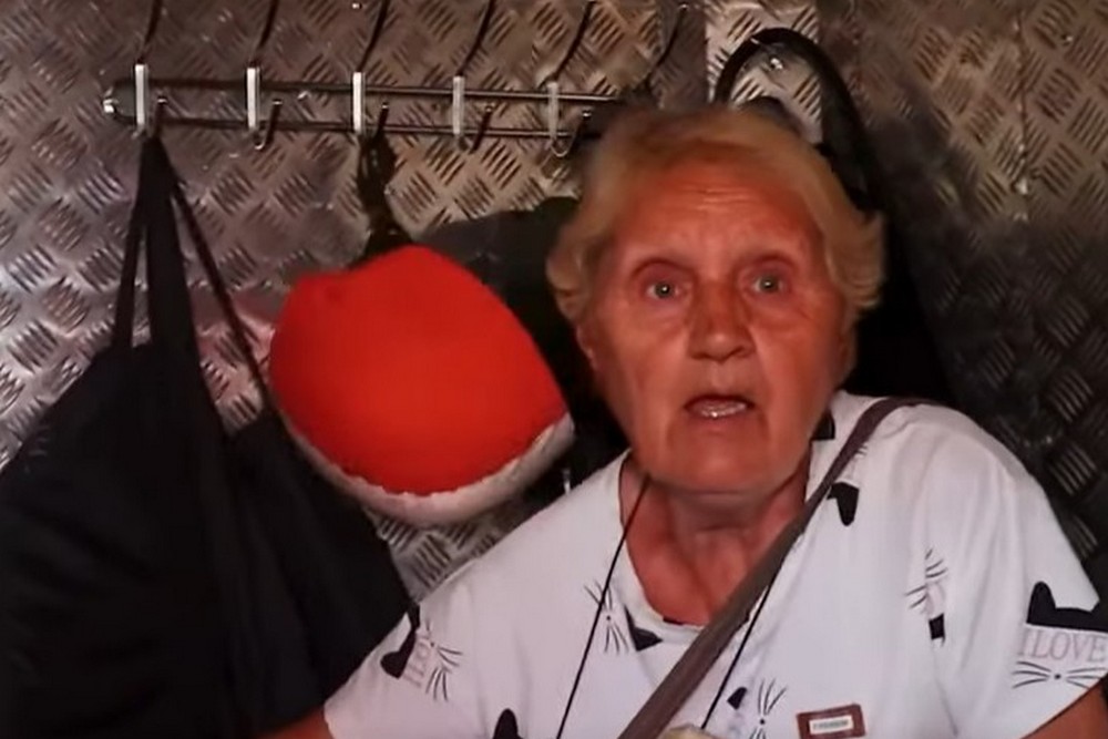 Ходили пішки і шукали: «Білі Янголи» змогли знайти та евакуювати з Дружківки під обстрілами 77-річну жінку (фото) Ходили пішки і шукали: «Білі Янголи» змогли знайти та евакуювати з Дружківки під обстрілами 77-річну жінку (фото)