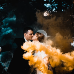 Кольоровий дим для професійних фотосесій: як вибрати шашку, яка не зіпсує та не пофарбує дорогий одяг 16 4566