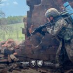 Війна в Україні 12 липня: ворог прорвався у два села біля кордону, просунувся біля двох міст, втратив 1320 солдатів за добу