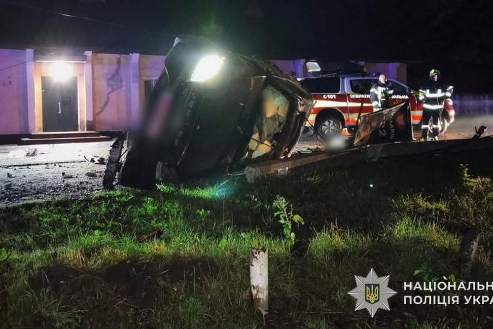 Троє дівчат-підлітків загинули у ДТП на Львівщині з п’яним водієм, ще двоє травмовані (фото, відео) Троє дівчат-підлітків загинули у ДТП на Львівщині з п’яним водієм, ще двоє травмовані (фото, відео)