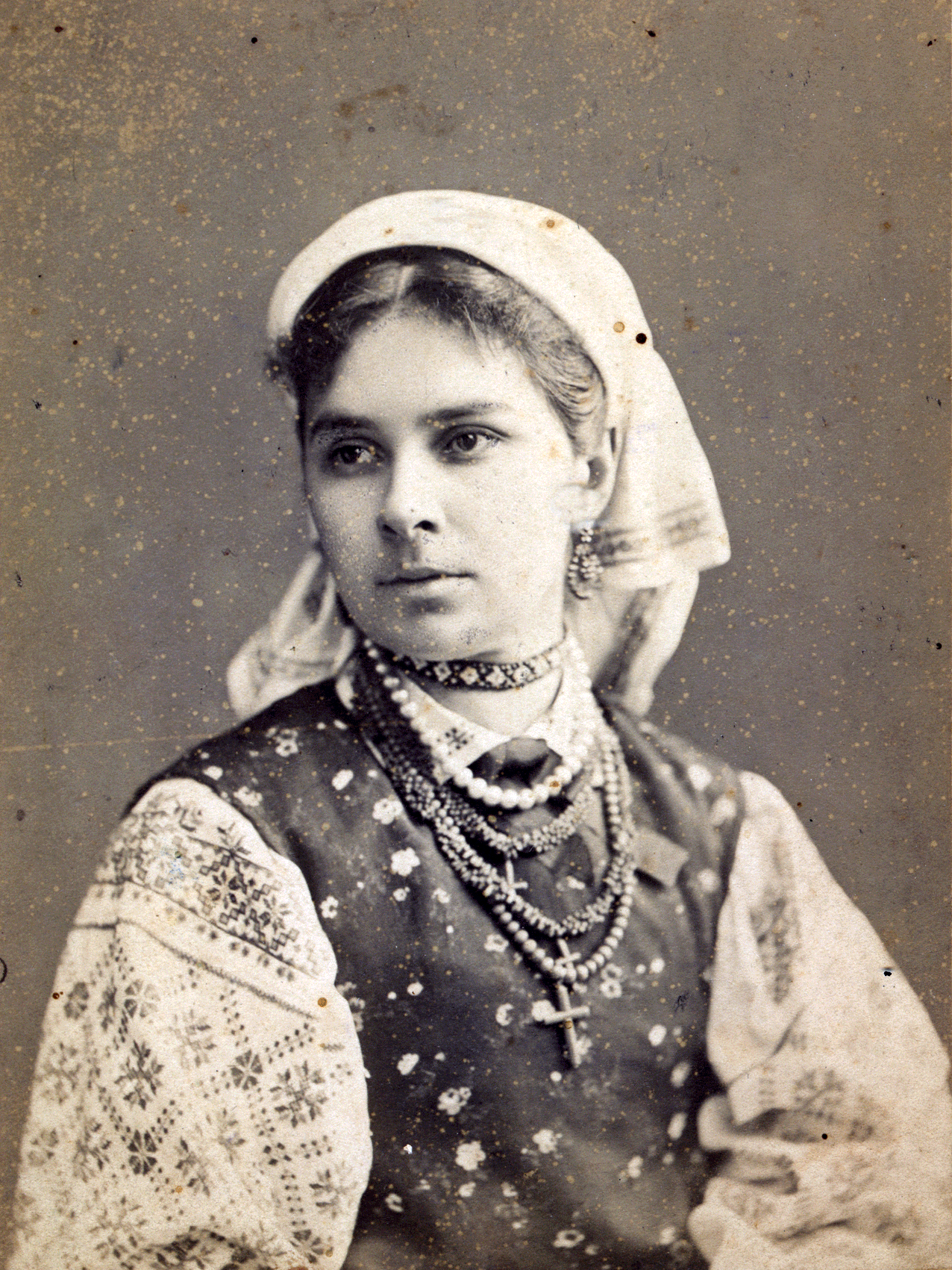 Людмила Михайлівна Драгоманова (1842 — 1918) — українська громадсько-культурна діячка, перекладачка, художниця. Дружина Михайла Драгоманова Людмила Михайлівна Драгоманова (1842 — 1918) — українська громадсько-культурна діячка, перекладачка, художниця. Дружина Михайла Драгоманова