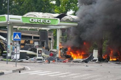 Треба готуватися до того, що Росія атакуватиме на глибину 100 кілометрів усе, що можливо – радник міністра оборони України