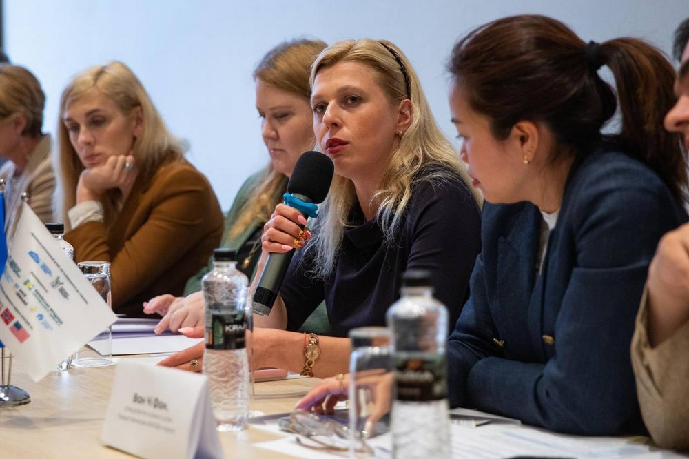 Також пропонуємо підписатися на Телеграм-канал ДеДопомога, аби дізнаватися про різні види допомоги українцям.