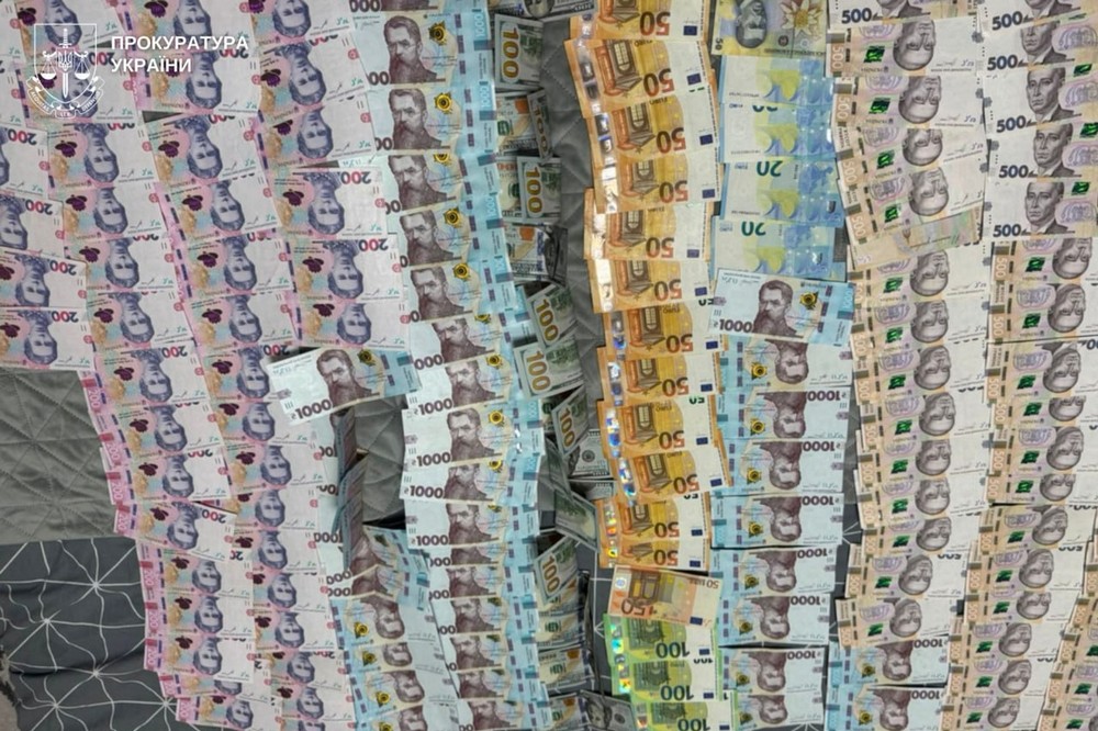 Адвокат незаконно переоформив квартиру померлого та продав: у Дніпрі викрито шахрая – яка була схема 1 Адвокат незаконно переоформив квартиру померлого та продав: у Дніпрі викрито шахрая – яка була схема