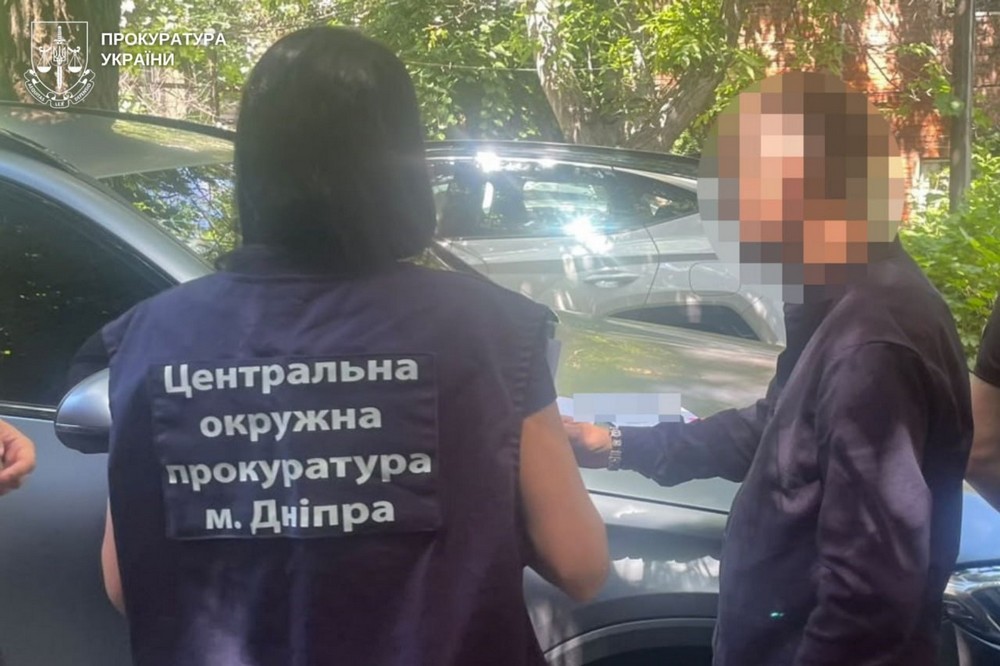 Адвокат незаконно переоформив квартиру померлого та продав: у Дніпрі викрито шахрая – яка була схема Адвокат незаконно переоформив квартиру померлого та продав: у Дніпрі викрито шахрая – яка була схема