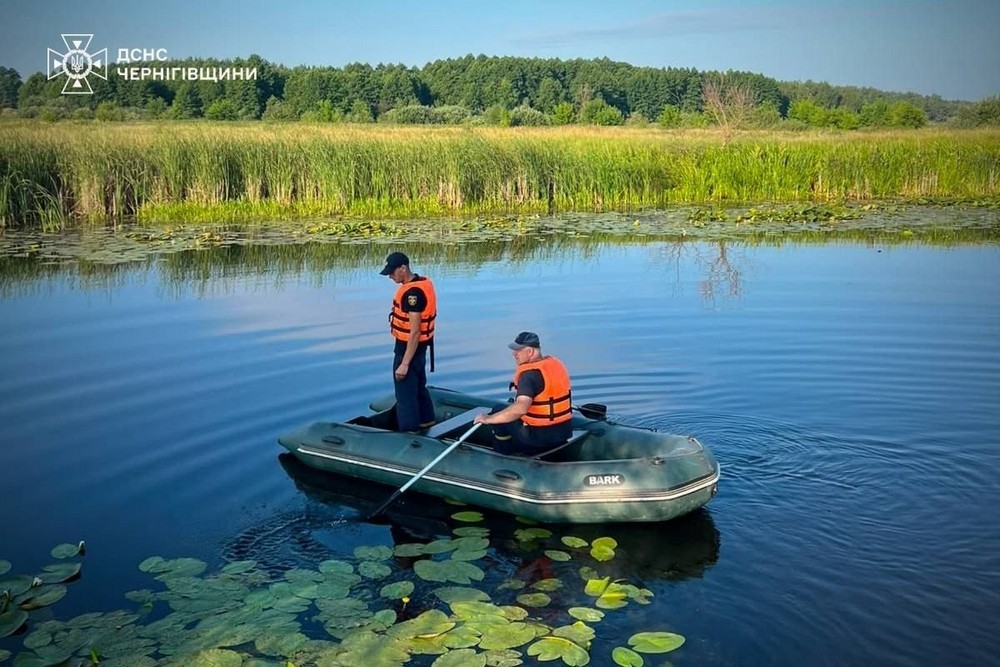 Двоє братів потонули у річці Остер: трагедія на Чернігівщині (фото) Двоє братів потонули у річці Остер: трагедія на Чернігівщині (фото)