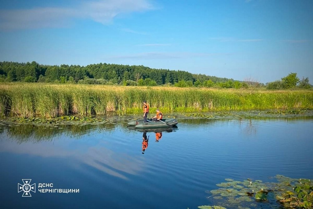 Двоє братів потонули у річці Остер: трагедія на Чернігівщині (фото) Двоє братів потонули у річці Остер: трагедія на Чернігівщині (фото)
