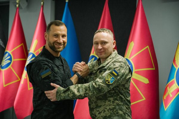 «Максимально переносити війну на землю агресора»: Драпатий і Хмара зустрілися - перші заяви і плани