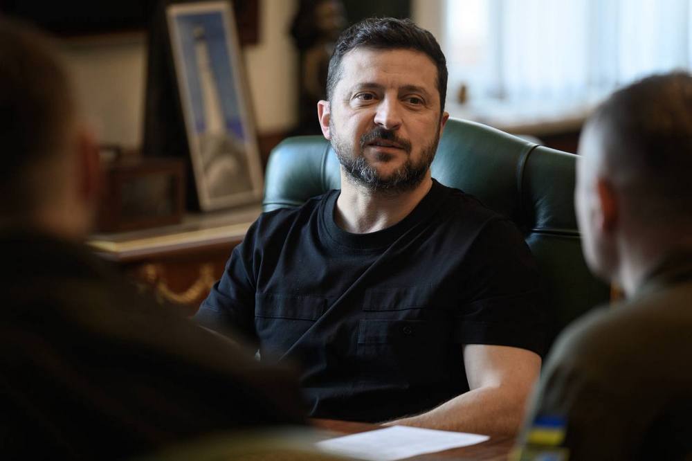 «Є чіткий перелік заходів у відповідь на удари РФ»: Зеленський заслухав доповіді Драпатого, Хмари і Паліси 1 «Є чіткий перелік заходів у відповідь на удари РФ»: Зеленський заслухав доповіді Драпатого, Хмари і Паліси