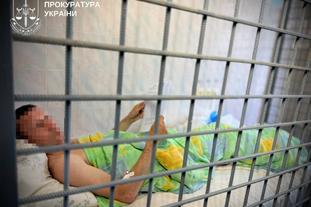 Удар по виставці зброї на Київщині: затримано організатора, що вдалося дізнатися журналістам (фото) Удар по виставці зброї на Київщині: затримано організатора, що вдалося дізнатися журналістам (фото)