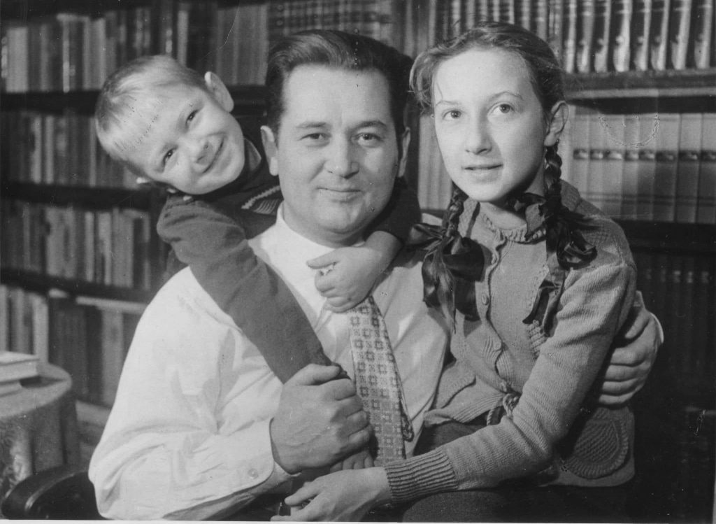Олесь Гончар Олесь Гончар