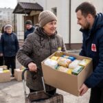 Гуманітарна допомога у Харкові: як ВПО та постраждалим від обстрілів отримати продуктовий набір