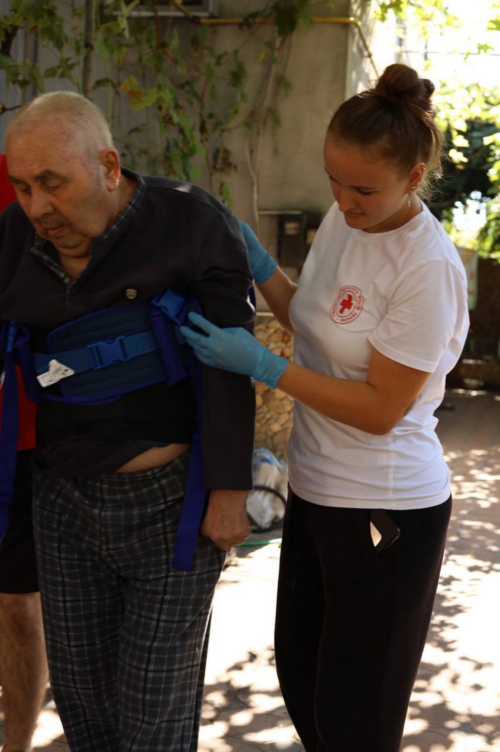 Допомога від Червоного Хреста на Одещині: мобільні реабілітаційні команди (фото)