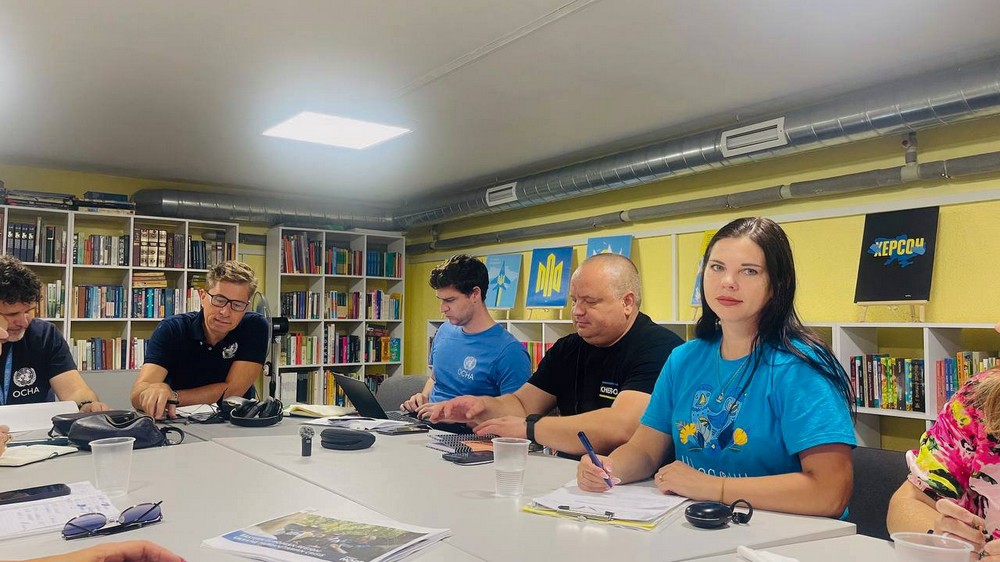 Важка гуманітарна ситуація на Херсонщині: необхідне розширення грошової допомоги та інших видів підтримки – відбулася зустріч з представниками ООН (фото) Важка гуманітарна ситуація на Херсонщині: необхідне розширення грошової допомоги та інших видів підтримки – відбулася зустріч з представниками ООН (фото)