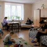 Обидва попередні уряди не впоралися з питанням ВПО: сумна статистика