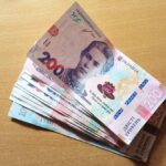 Допомога на проживання ВПО: чи враховують зарплату військовослужбовця під час призначення виплат сім’ї