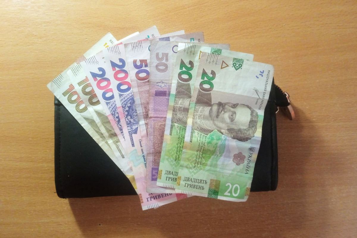 Грошова допомога у Сумах надається міжнародною благодійною організацією. 30 вересня відкрито запис у чергу. Розповідаємо про це.