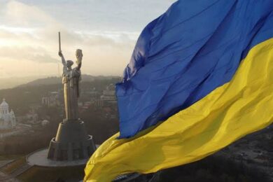 Тарифи, пенсії, виплати для ВПО, допомога «Зимова підтримка» 19400 грн, ціни та субсидії:: головні зміни у жовтні 2026 року