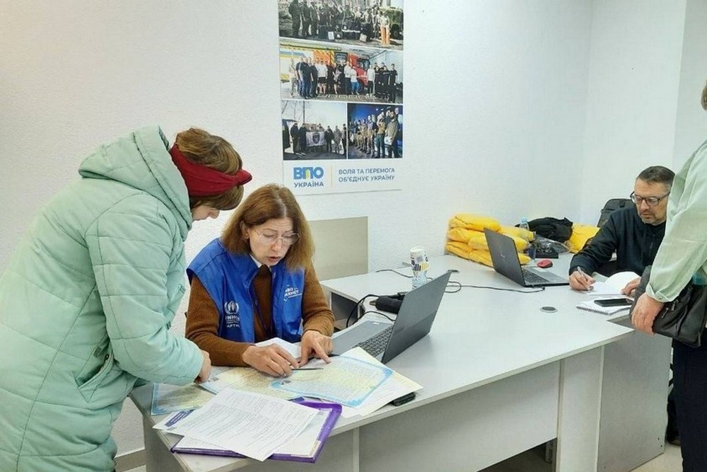 Допомога ВПО на Київщині: запрацював новий ХАБ – що можна отримати і куди звертатися (фото, відео) 1 Допомога ВПО на Київщині: запрацював новий ХАБ – що можна отримати і куди звертатися (фото, відео)