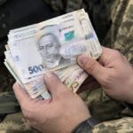 Зарплати військовим в Україні: звідки візьмуть кошти – деталі